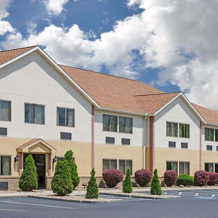 Hotel Baymont By Wyndham Boston Heights/Hudson Esterno foto